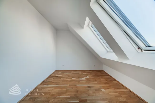 Traumhafte 3-Zimmerwohnung mit Balkon, Nähe Schloss Hetzendorf - Bild