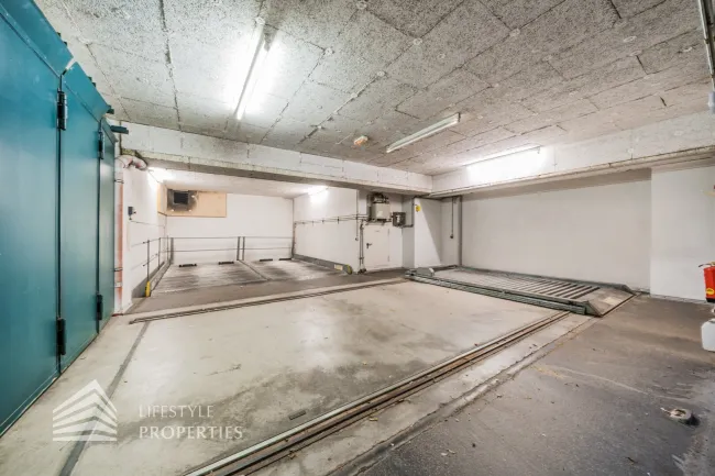 Garagenstellplatz in bester Lage des 18. Wiener Bezirks - Titelbild