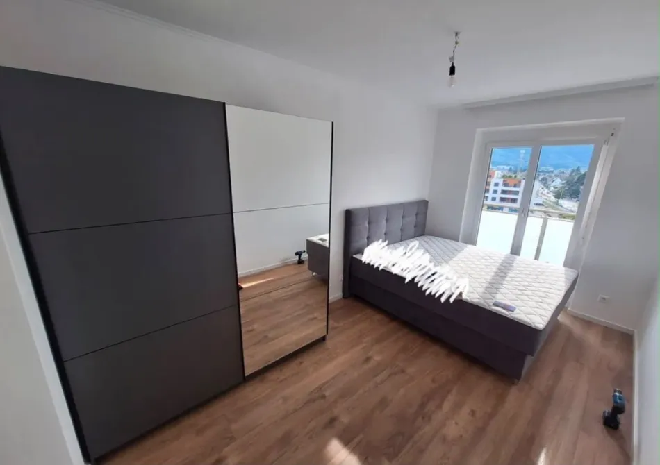 Anlage aufgepasst !!! 3-Zimmer Wohnung in Graz, Renoviert mit Balkon, Loggia & Garage! - Bild