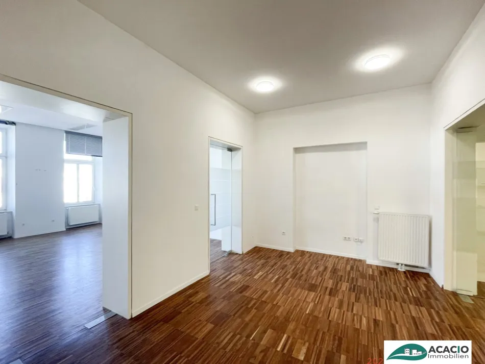 REPRÄSENTATIVES BÜRO DIREKT AM HAUPTPLATZ VON HOLLABRUNN - Bild