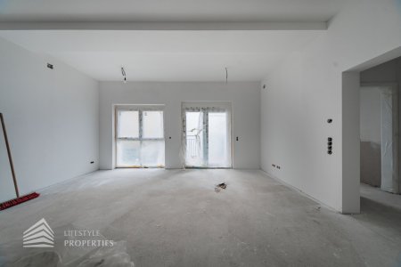 Heller 4-Zimmer Erstbezug mit Terrasse, Nähe Kutschkermarkt