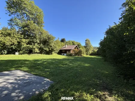 Anwesen Blick von der Einfahrt