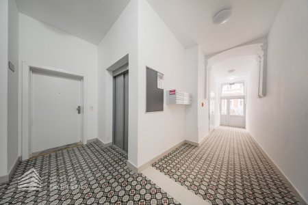Heller 4-Zimmer Erstbezug mit Terrasse, Nähe Kutschkermarkt