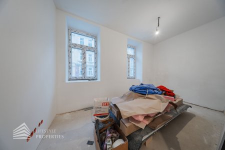 Heller 4-Zimmer Erstbezug mit Terrasse, Nähe Kutschkermarkt
