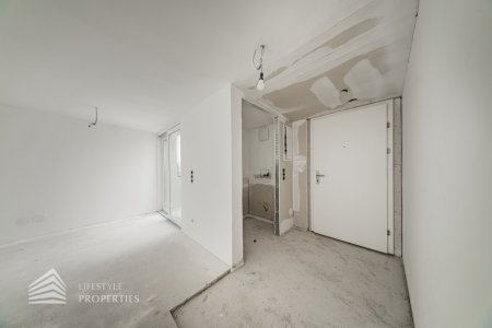 Erstbezug 4-Zimmer Wohnung mit Balkonen, Nähe Aumannplatz