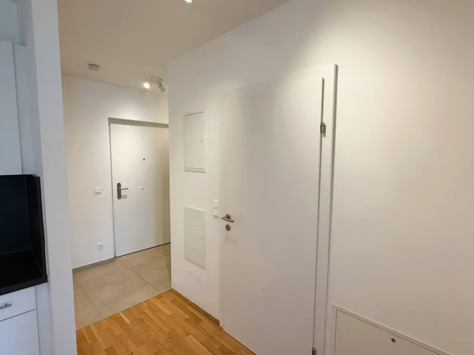 Moderne 2-Zimmer-Wohnung: Helle Räume, tolle Loggia & Top-Aufteilung - ab 01.11! - Bild