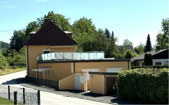 DREI WOHNEINHEITEN. VIELSEITIGE MÖGLICHKEITEN. VELDEN AM WÖRTHERSEE. - Bild