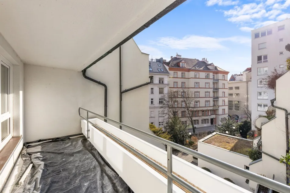 TRAUMLAGE - Großzügiges Wohnen im Herzen des 3. Bezirks – neu saniert, bezugsfertig und mit Terrasse - Titelbild