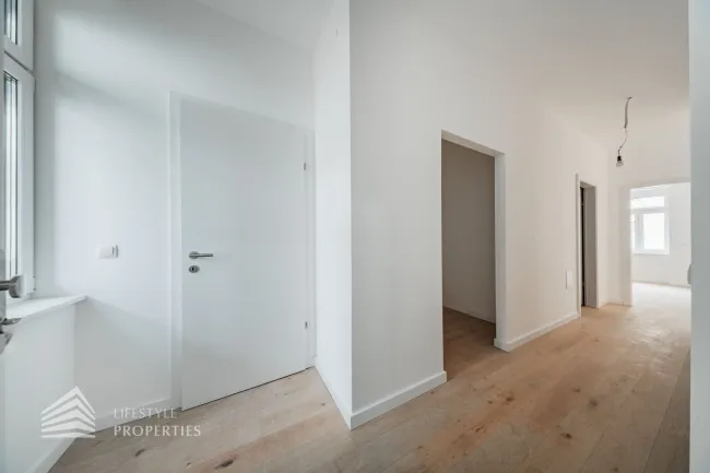 Erstbezug 2-Zimmer Wohnung mit Balkon, Nähe Aumannplatz - Bild