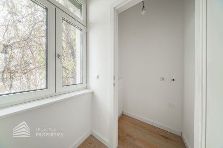 Erstbezug 2-Zimmer Wohnung mit Balkon, Nähe Aumannplatz