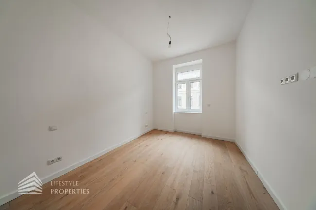 Erstbezug 2-Zimmer Wohnung mit Balkon, Nähe Aumannplatz - Bild
