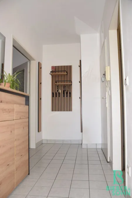 Vorraum/Garderobe