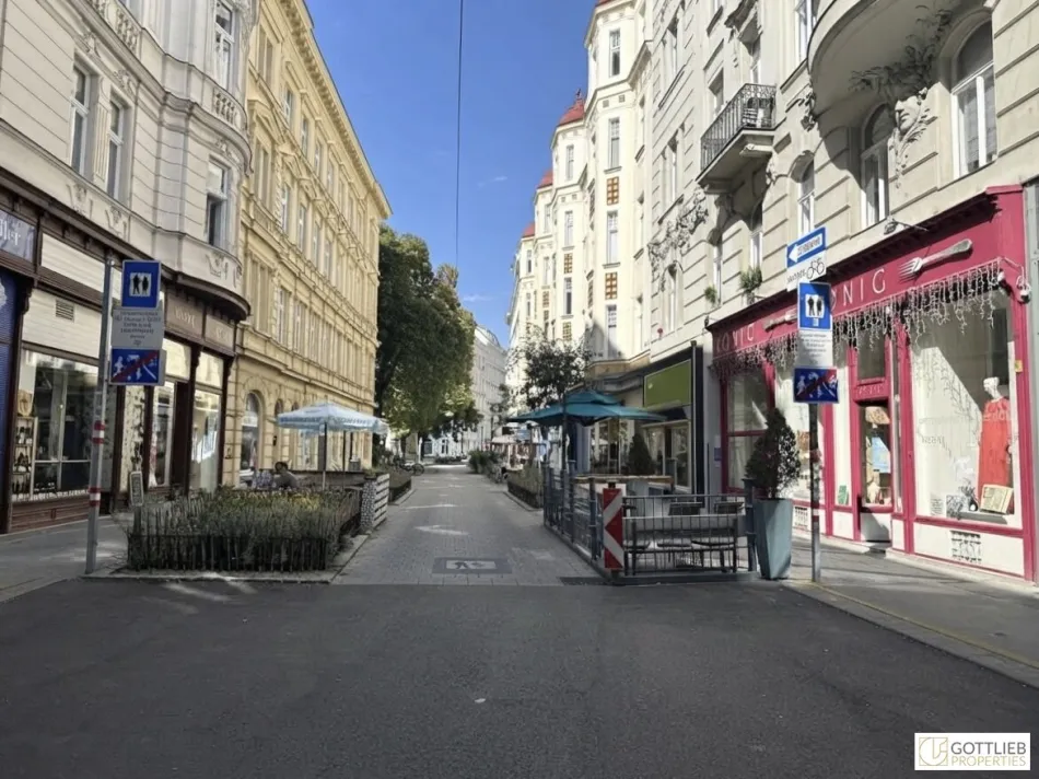 Bestlage Servitengasse! Perfekt etabliertes internationales Delikatessen-Geschäft in Frequenzlage mit schönem Schanigarten - Titelbild