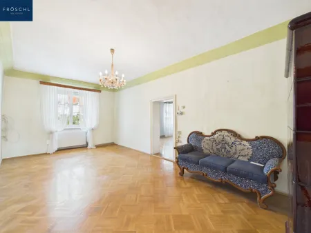Schlafzimmer 3 - Richtung Hauptplatz