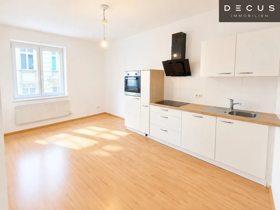 2 ZIMMER WOHNUNG | SANIERT | UNBEFRISTETER MIETVERTRAG | MIT KÜCHE | TOLLE INNENSTADTLAGE | 1010 WIEN | - Titelbild
