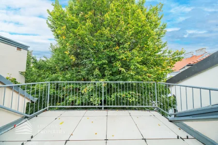 Helle 3-Zimmer Wohnung mit Terrasse, Nähe Kutschkermarkt