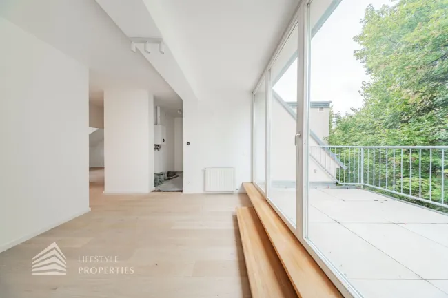 Helle 3-Zimmer Wohnung mit Terrasse, Nähe Kutschkermarkt - Titelbild