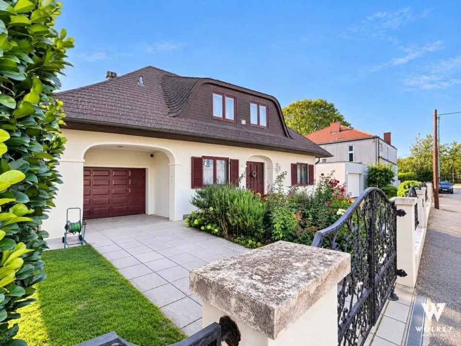 Wohnen mit Villencharakter: ca. 343 m² Nutzfläche auf ca. 980 m² Eigengrund | Nähe Blumengärten & Badeteich Hirschstetten - Bild