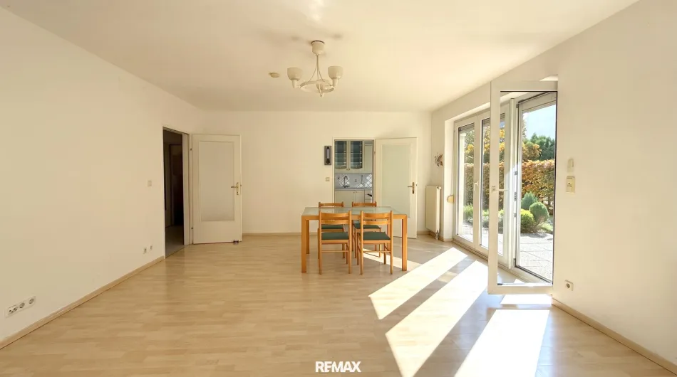 Visualisierung Wohnzimmer mit einer offenen Küche