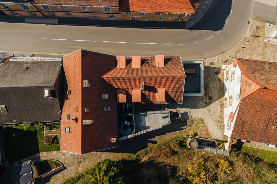 Attraktive Kapitalanlage in der Südsteiermark mit 5,2 % Rendite: Gut vermietet. Zentral gelegen! - Titelbild