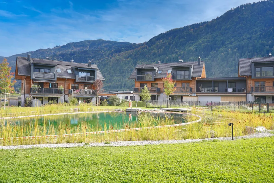 Wohnen wie im Urlaub - Gartenwohnung mit Naturbadeteich in Pöckau - Bild