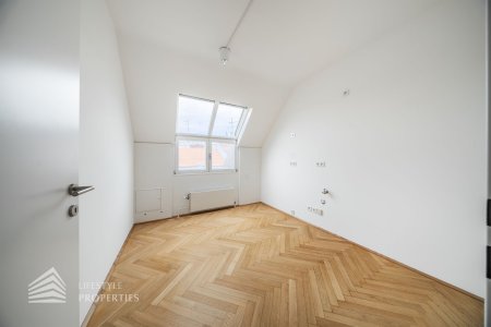 Erstbezug! Beeindruckendes 4-Zimmer Büro in Toplage