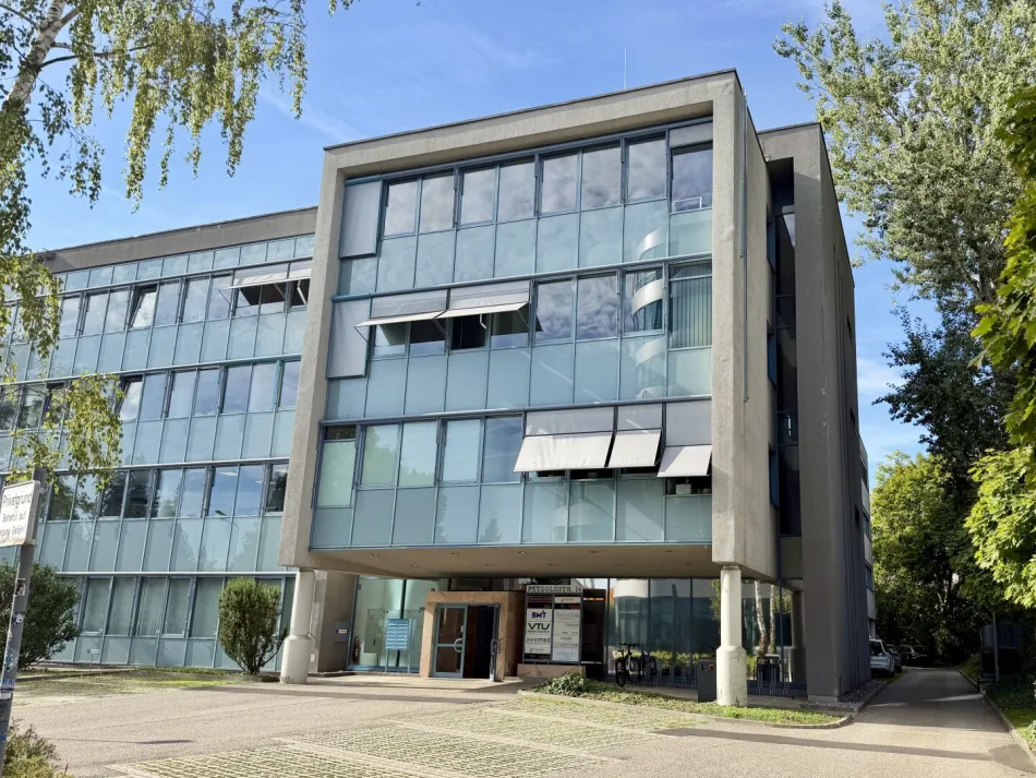 Repräsentative, sofort bezugsfertige Büroflächen in verkehrsgünstiger Lage in Linz - Titelbild