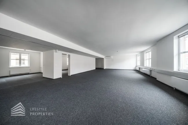 Erstbezug! Elegantes 4-Zimmer Büro in Toplage - Bild
