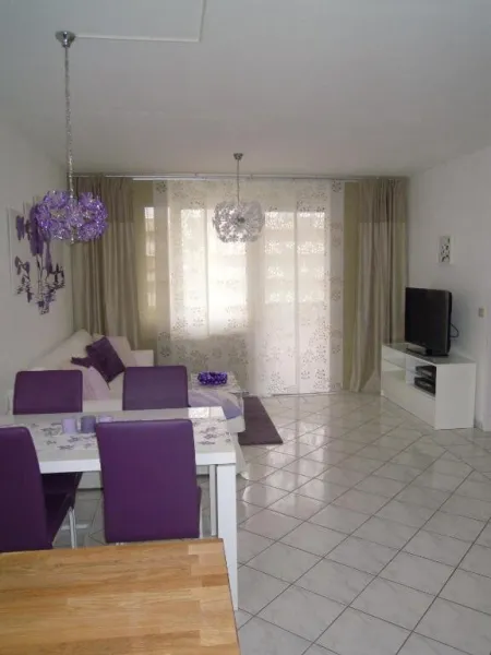 Großzügige 3-Zimmer-Wohnung mit ca. 90 m² und Balkon in 2351 Wiener Neudorf - Titelbild