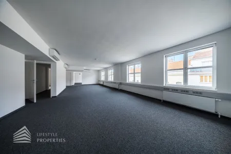 Erstbezug! Geräumiges 4-Zimmer Büro in Toplage