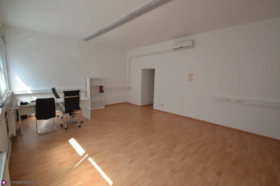 Geräumiges Büro nähe Kagraner Platz- Warmmiete! - Bild