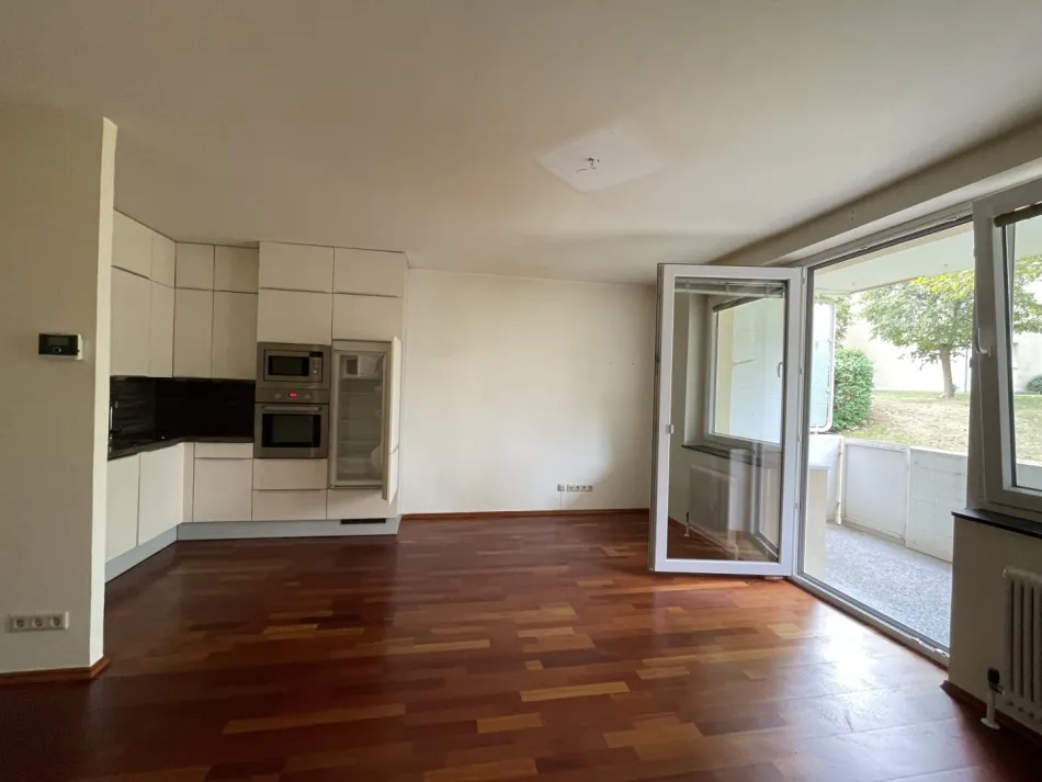 Einzimmerwohnung mit Designküche und hofseitigen Loggia in Grünruhelage ab 01.11.2026 zur Miete! - Bild