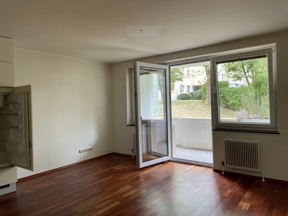 Einzimmerwohnung mit Designküche und hofseitigen Loggia in Grünruhelage ab 01.11.2026 zur Miete! - Bild