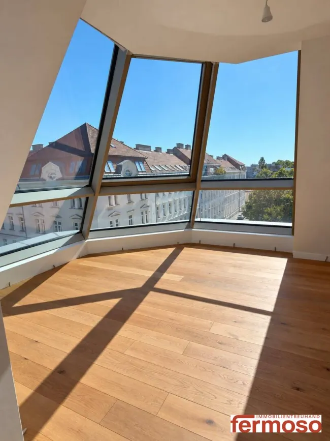 2-Zimmer-Gartenwohnung mit 28,41 m² Freifläche Luxusaustattung - Bild