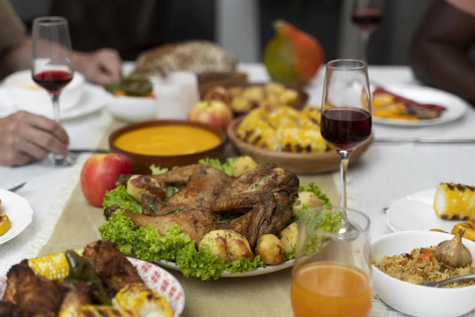 TOP GASTROLAGE 1070 WIEN KLEINES RESTAURANT SEIT JAHREN ETABLIERT GASTROTEL IMMOBILIEN - Bild