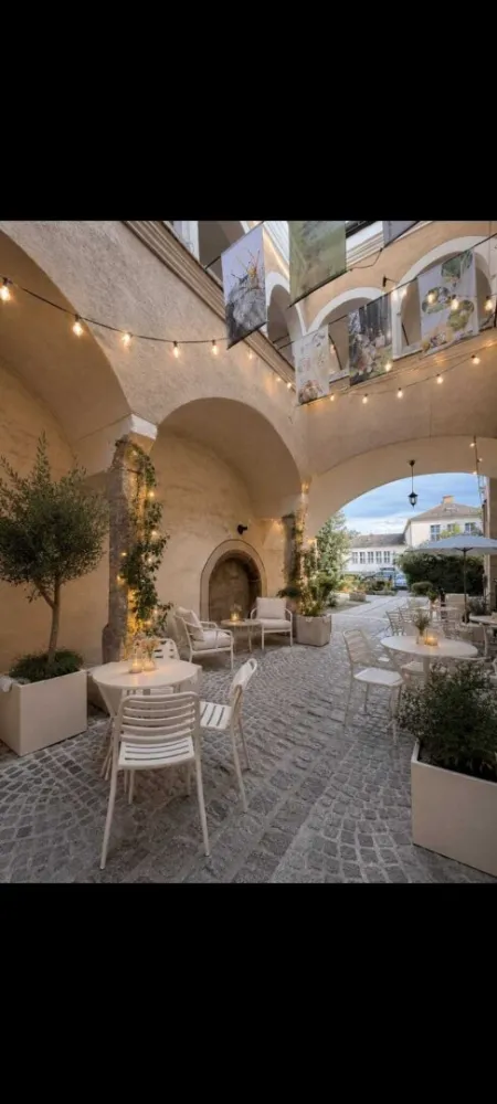 FREQUENZLAGE KLEINES ABER FEINES KAFFEE RESTAURANT IM HERZEN VON MÖDLING GASTROTEL IMMOBILIEN - Bild