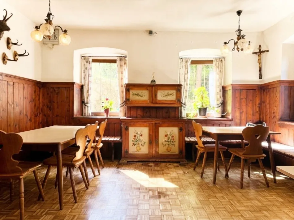 Traditionsreicher Gastronomiestandort mit großzügigem Gastgarten zu verpachten - Bild