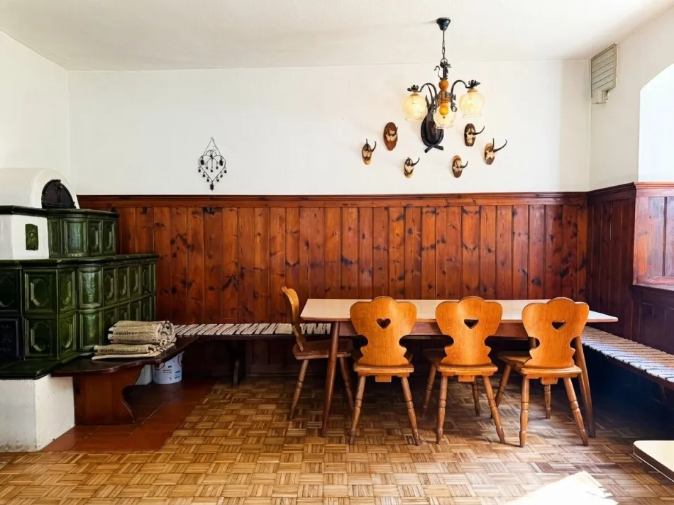 Traditionsreicher Gastronomiestandort mit großzügigem Gastgarten zu verpachten - Bild
