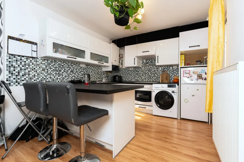 Helle, vermietete 2,5 Zimmer Maisonette-Wohnung in Hainburg an der Donau - Bild