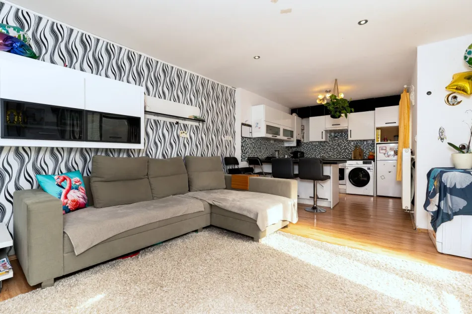 Helle, vermietete 2,5 Zimmer Maisonette-Wohnung in Hainburg an der Donau - Titelbild