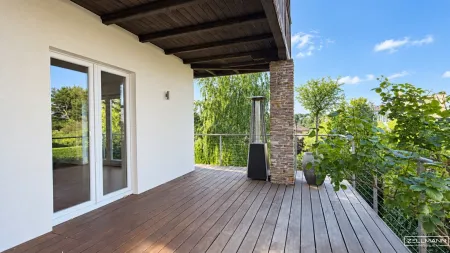 Terrasse EG