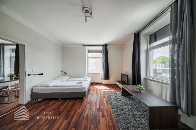 Helle, möblierte 2-Zimmer Wohnung, Nähe Kaiser-Franz-Josel Spital - Bild