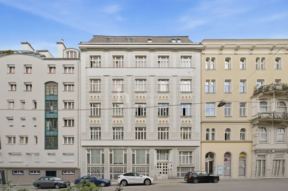 Zwei Zimmer im 3. Stock | vermietete Altbauwohnung in Neubau - Titelbild