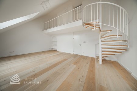 Helle 2-Zimmer-Maisonettewohnung, Nähe Wiedner Hauptstraße