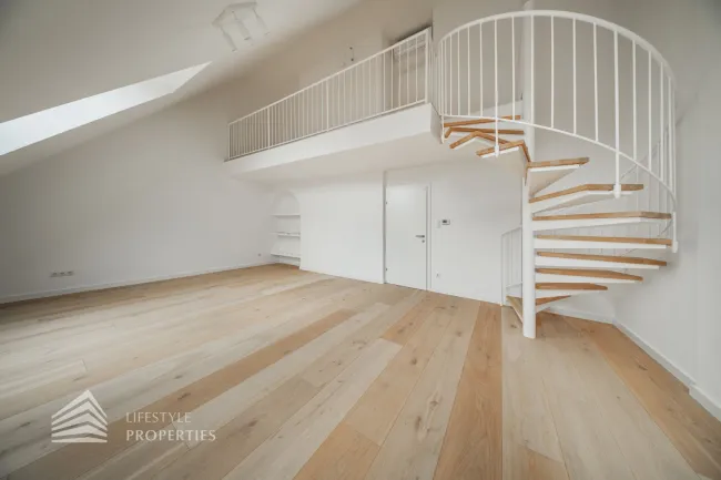 Helle 2-Zimmer-Maisonettewohnung, Nähe Wiedner Hauptstraße - Bild