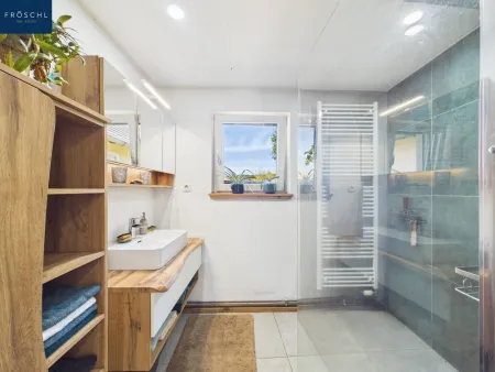Blick ins Badezimmer