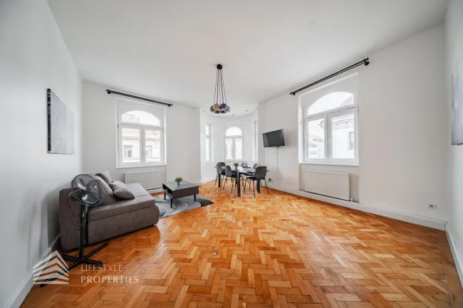 Helle 2-Zimmer Wohnung, Nähe Meiselmarkt - Titelbild