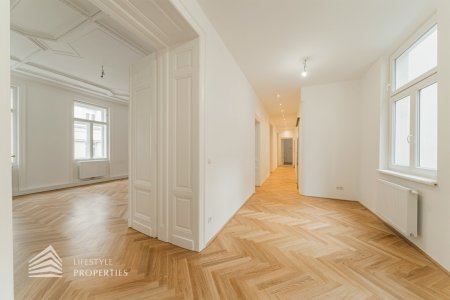 Großzügiges 5-Zimmer Büro Nähe Schottentor