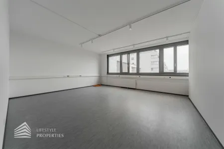 Attraktives 6-Zimmer Büro/Praxis, Nähe Enkplatz