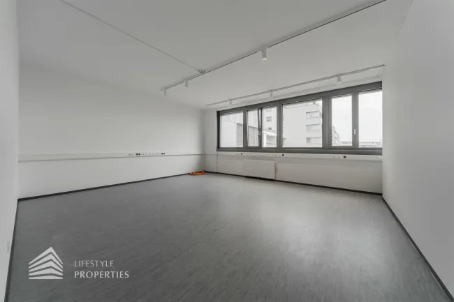 Attraktives 6-Zimmer Büro/Praxis, Nähe Enkplatz - Bild